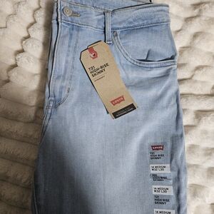 Levi's Light Blue 720 High Rise Skinny Jeans